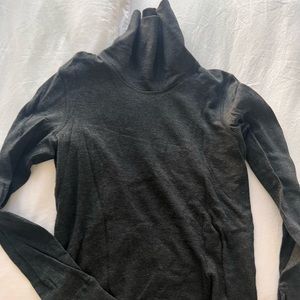 Lululemon Turtle Neck